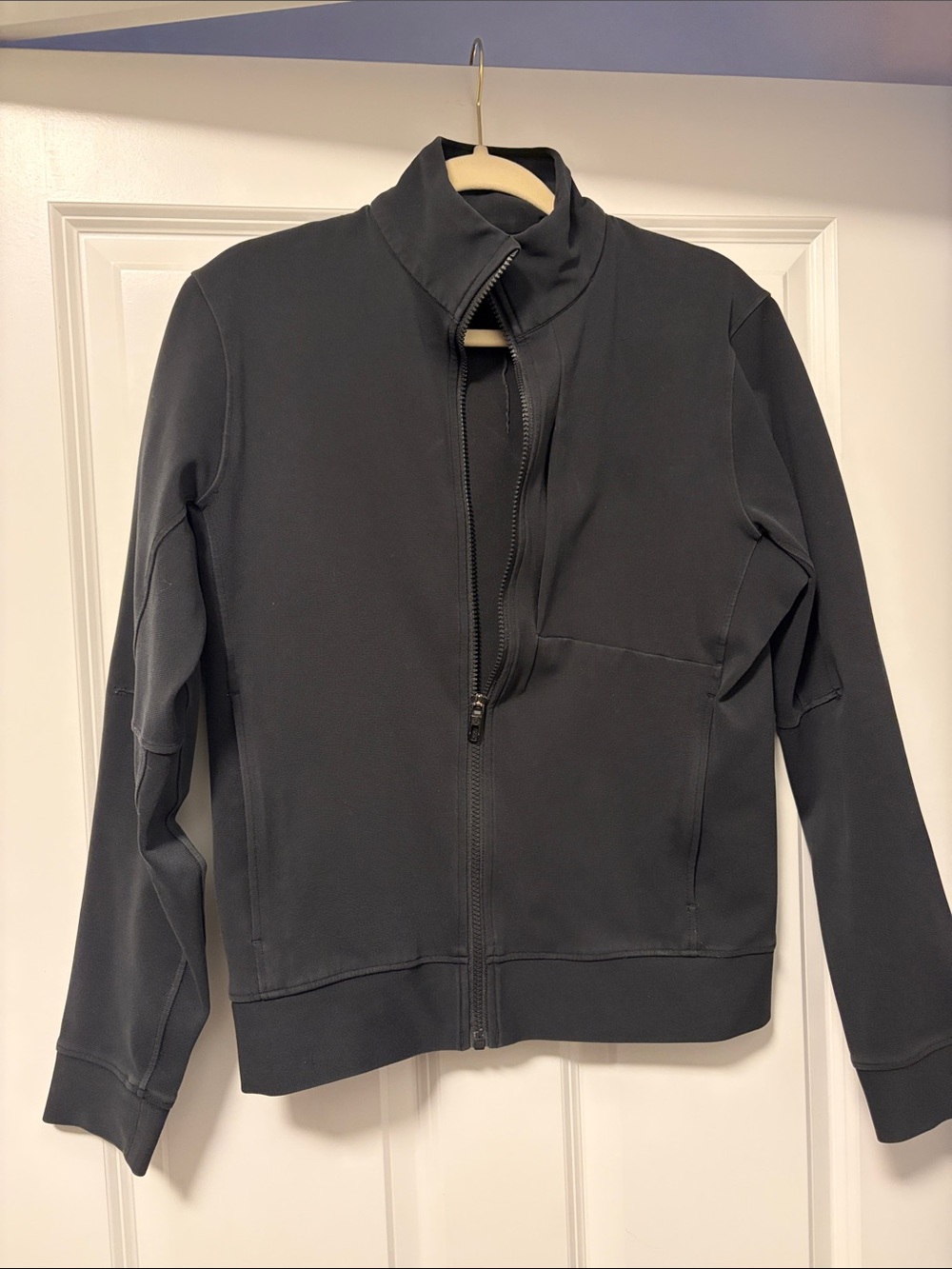 LuluLemon Classic Black Zip-Up Jacket